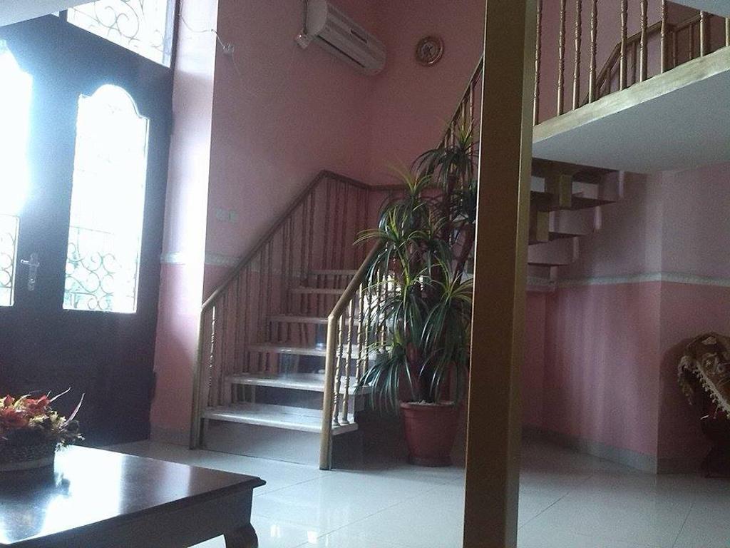 Hostel Georgia Kutaisi Exterior photo